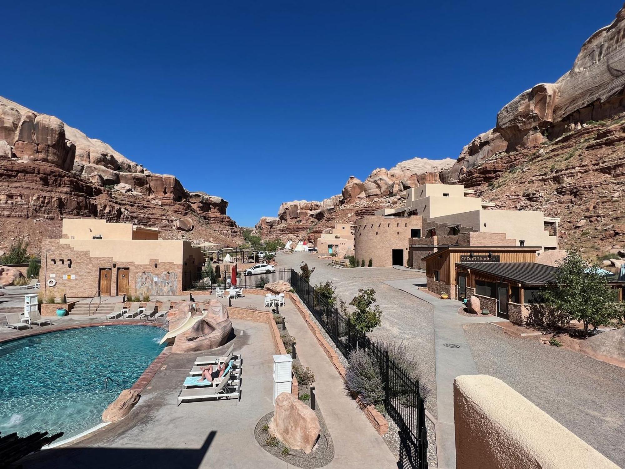 Bluff Dwellings Resort Lake Bluff Exterior foto